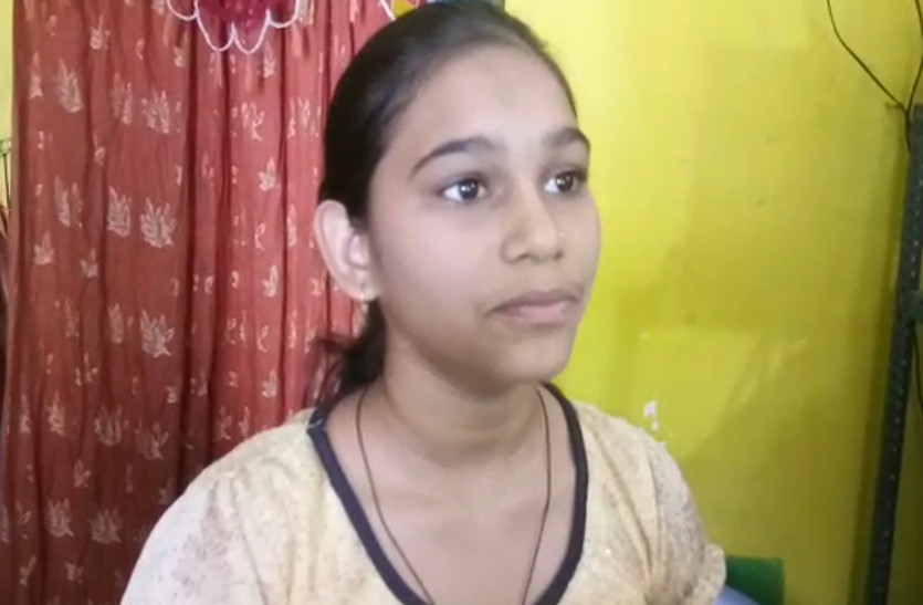 Video- हेमा ने 10वीं बोर्ड में प्रदेश में तीसरा स्थान किया हासिल, बनना चाहती है
कलेक्टर