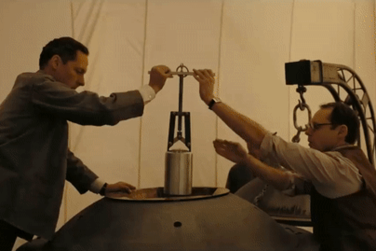 क्रिस्टोफर नोलन की थ्रिलर फिल्म ‘Oppenheimer’ का रिलीज हुआ ट्रेलर