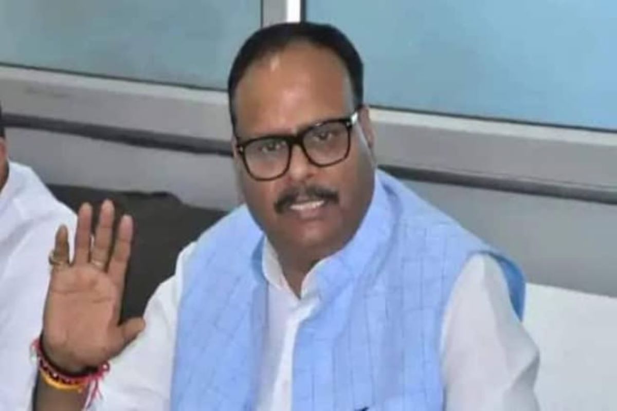 Amethi News: ओमप्रकाश राजभर कहीं भी रहें हमारे साथ हैं…गठबंधन की अटकलों के बीच
बोले ब्रजेश पाठक
