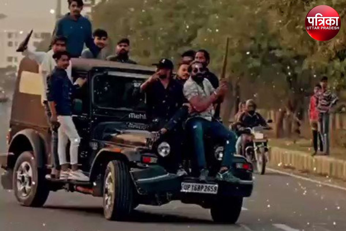 सड़कों पर उतरे नोएडा फेज -2 के रंगबाज