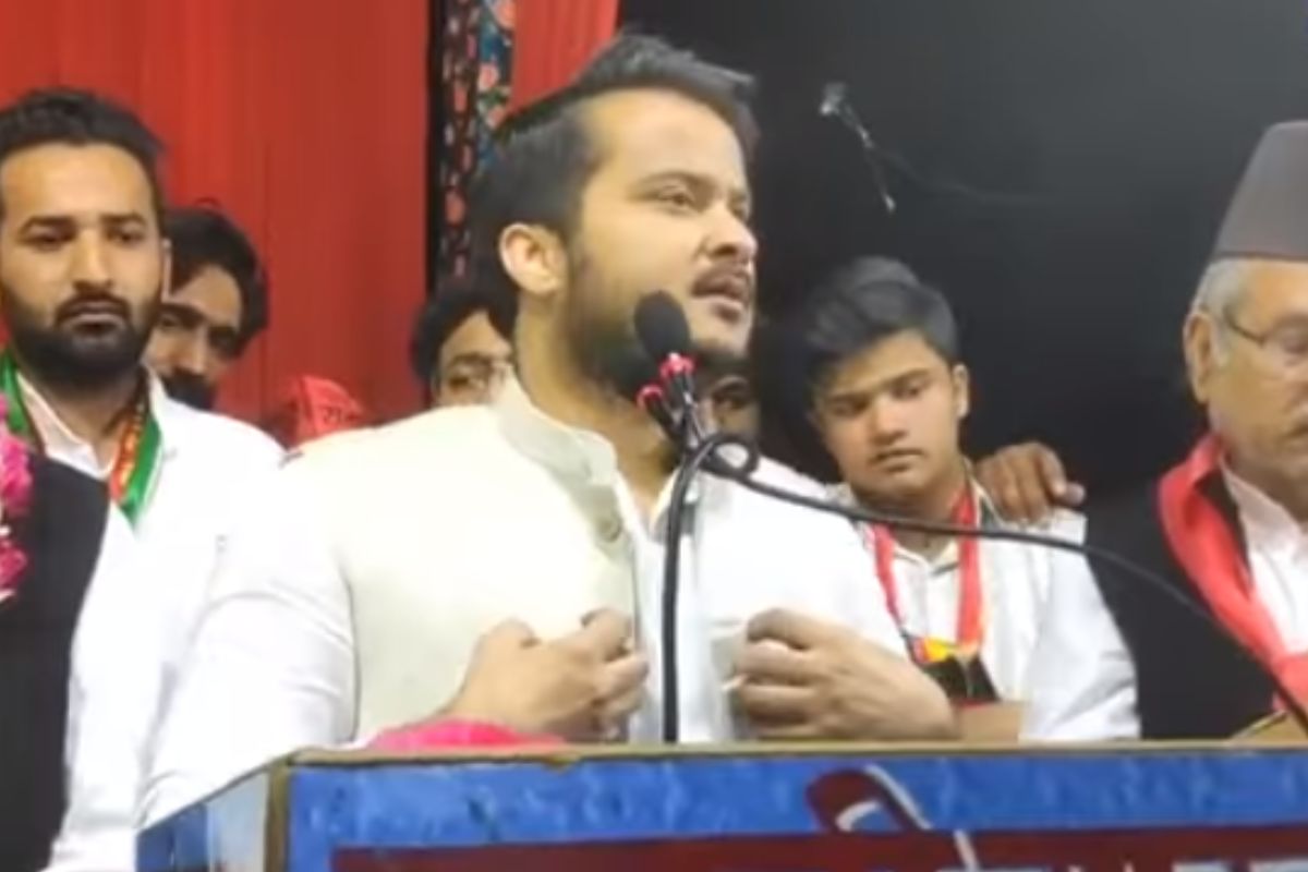 निकाय चुनाव: रामपुर में अब्दुल्ला के सामने आजम खान के करीबी को मारा गया थप्पड़