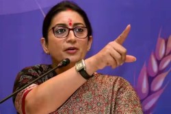 ‘मैं तो अमेठी में हूं, राहुल के लिए अमेरिका में संपर्क करें’, स्मृति ईरानी का
कांग्रेस को जवाब - image