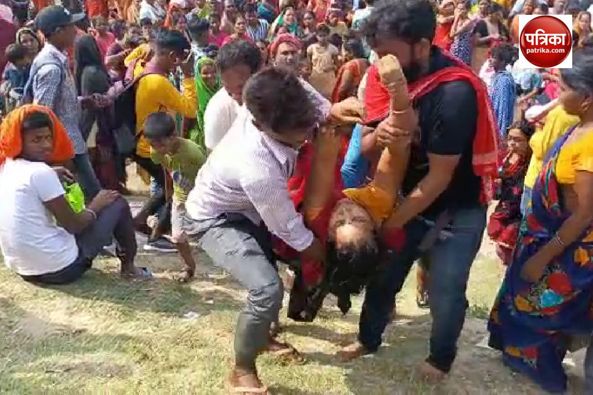Ballia Boat Accident : बलिया नाव हादसे का खौफनाक वीडियो आया सामने, पानी में कैसे
चीख रहे लोग