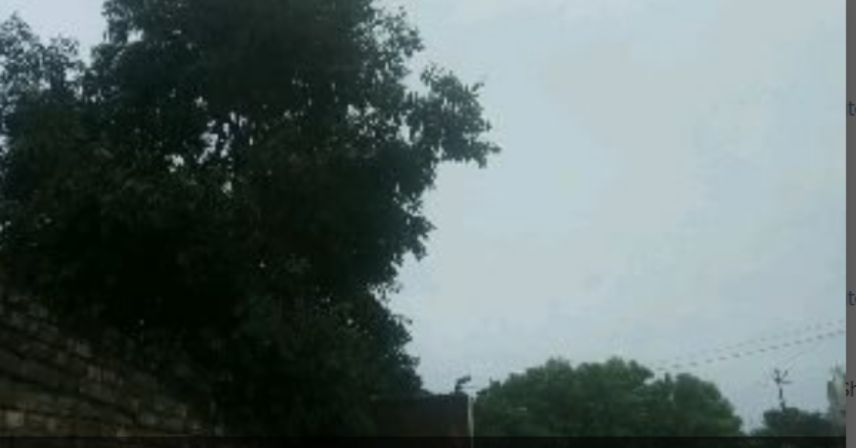 Video: ये हवा है या कोई तूफान, देखें वीडियो