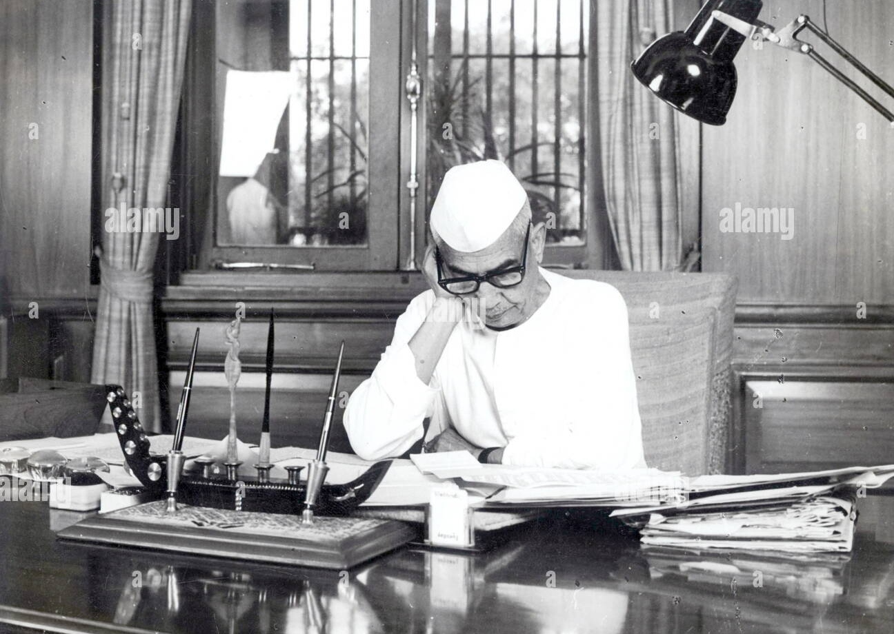 Chaudhary Charan Singh Death Anniversary: छपरौली में ना लहर काम करती ना हवा, 85
साल से कायम चरण सिंह का जलवा