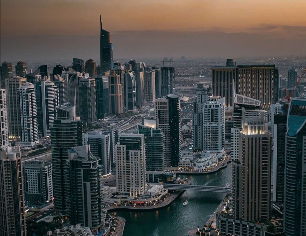dubai_property.jpg