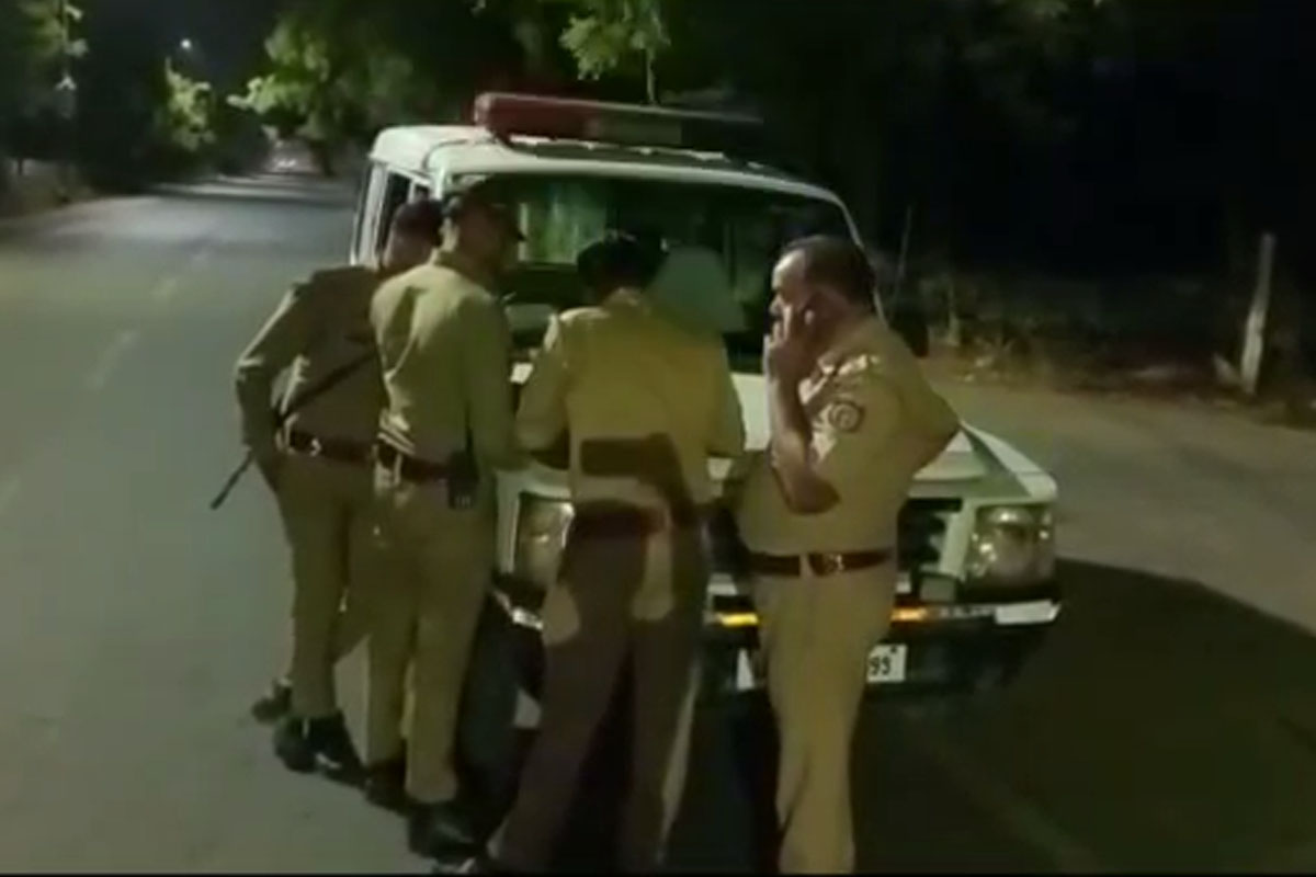 Video : झांसी में रोड एक्सीडेंट में 2 की मौत, 3 घायल
