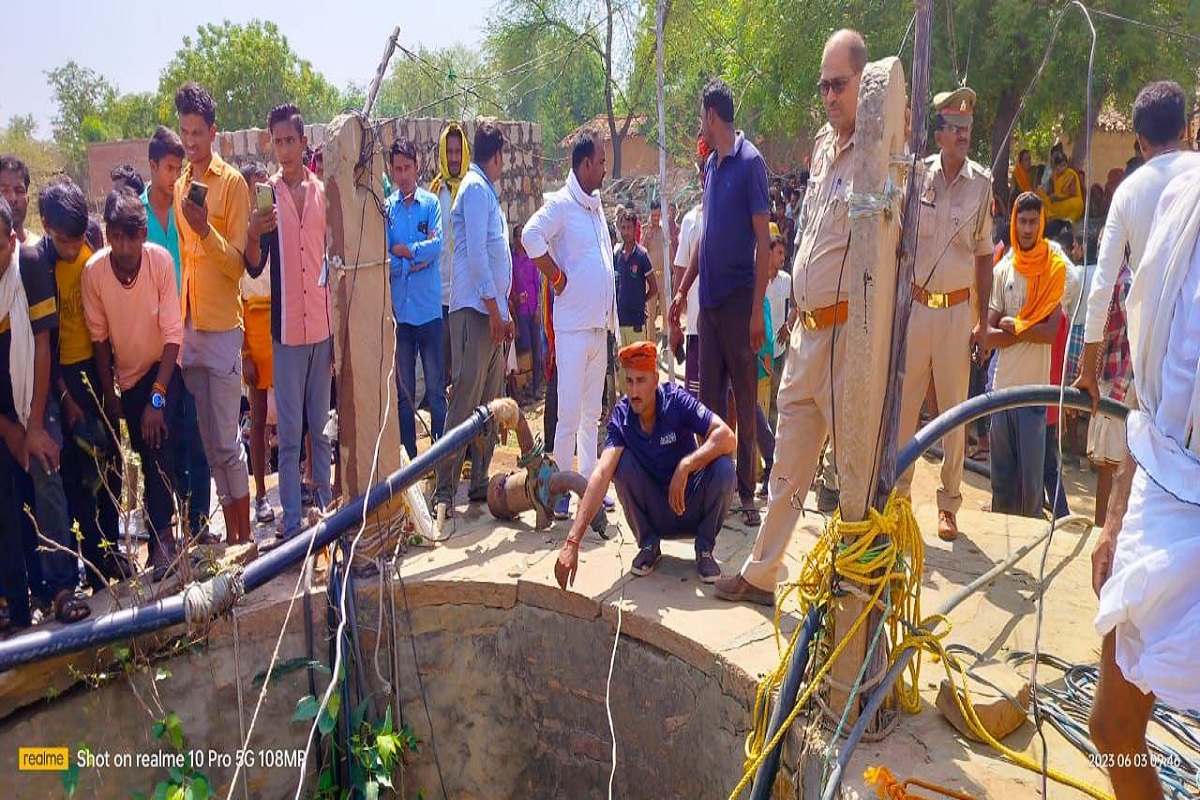 Mirzapur news: रात में पति से फोन पर हुआ झगड़ा, फिर पत्नी ने उठा लिया खौफनाक कदम,
मामला जान खड़े हो जायेंगे रोंगटे