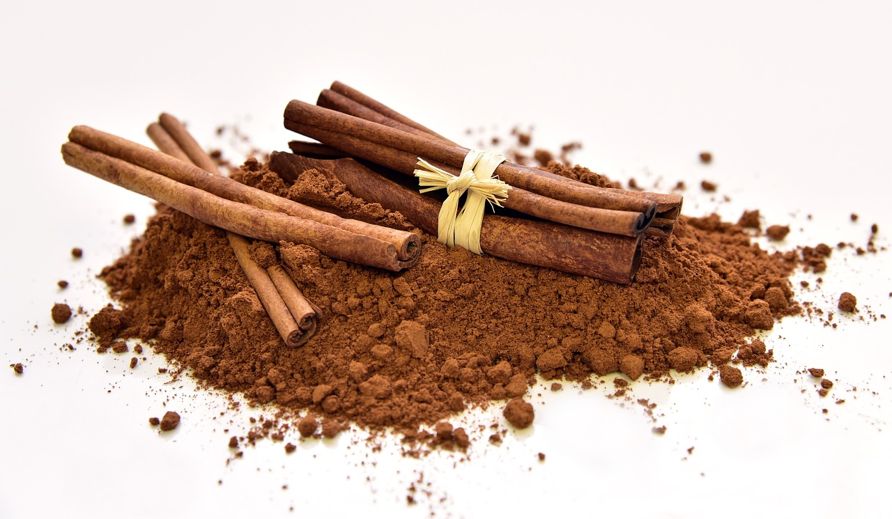Cinnamon For Youthful Skin: घर पर बने फेस मास्क और स्क्रब से करें स्किन को
एक्सफोलिएट, दिखें जवां