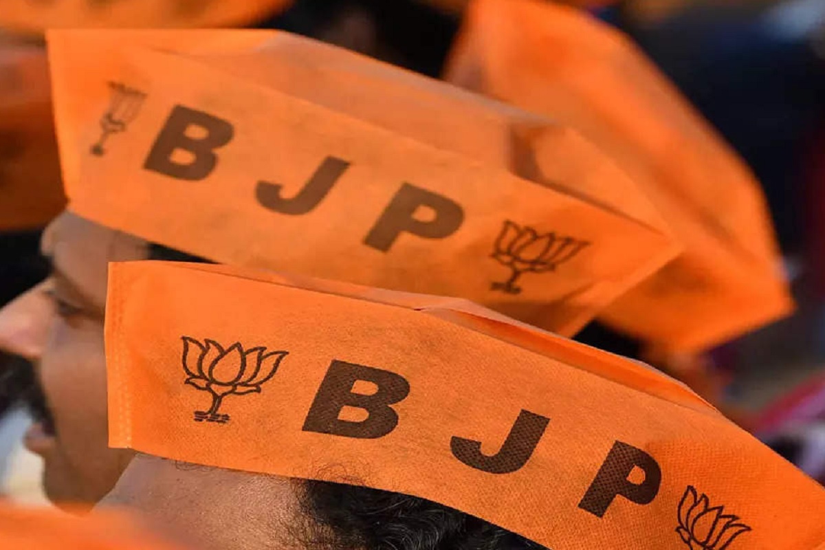 भाजपा के ‘गोलीबाज’ नेता ने रची साजिश, पहले लड़की को गोली मारी फिर…. कर ली बचने की
सेटिंग
