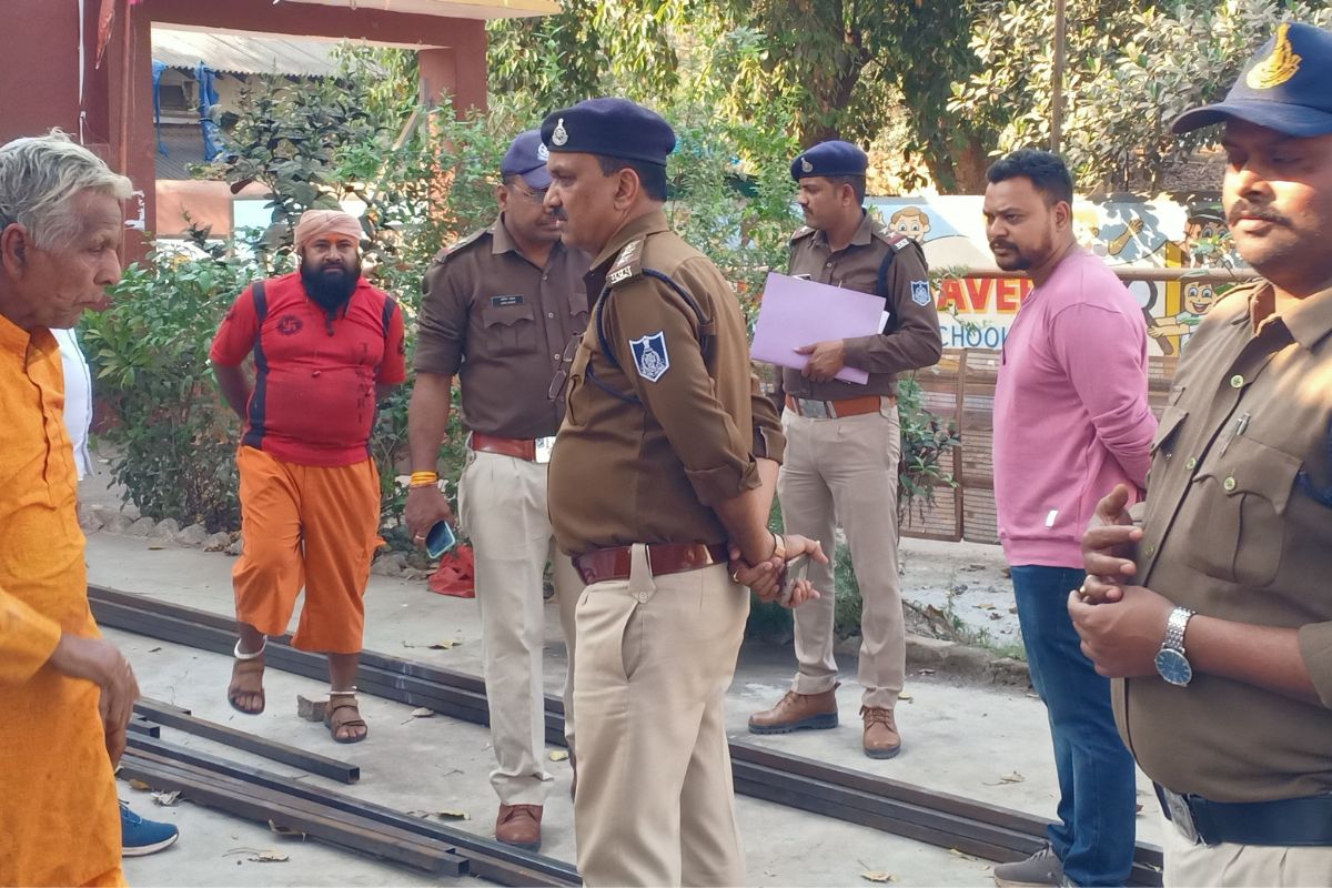 मंदिर में नमाज पढ़ने से मचा हड़कंप, जांच में जुटी पुलिस