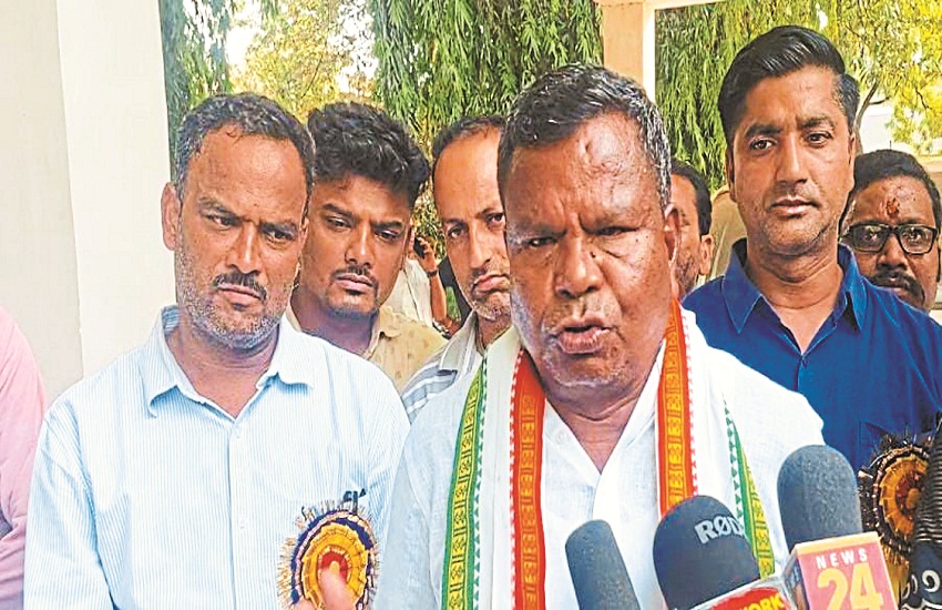 मंत्री कवासी लखमा का चैलेंज, कहा- चार साल में एक भी धर्मांतरण हुआ है तो बता
दें.. छोड़ दूंगा राजनीति