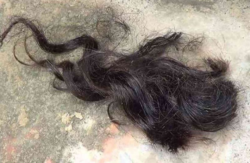 नाबालिग लड़की के शादी से मना करने पर चाचा-चाची ने काटे बाल, चीख सुन दौड़े पड़ोसी