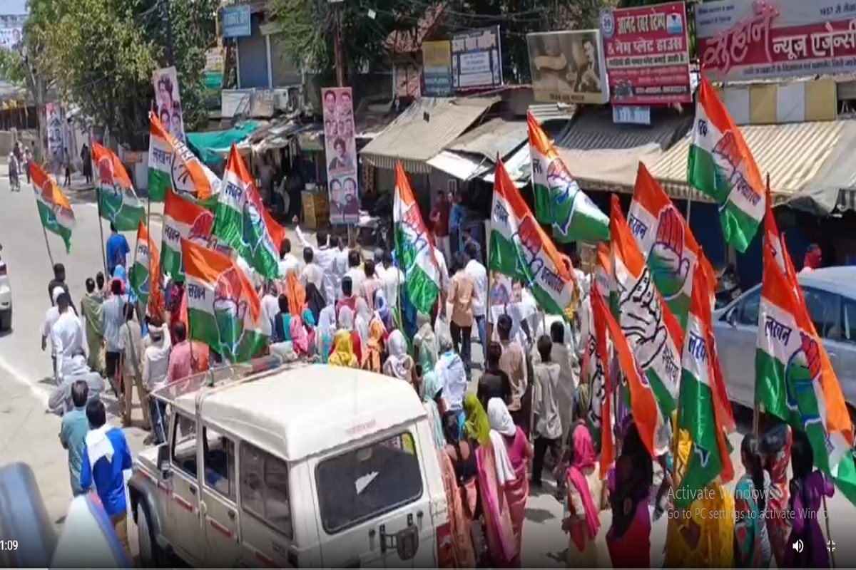 Video : जबलपुर में प्रियंका गांधी की जनसभा में जाती जनता