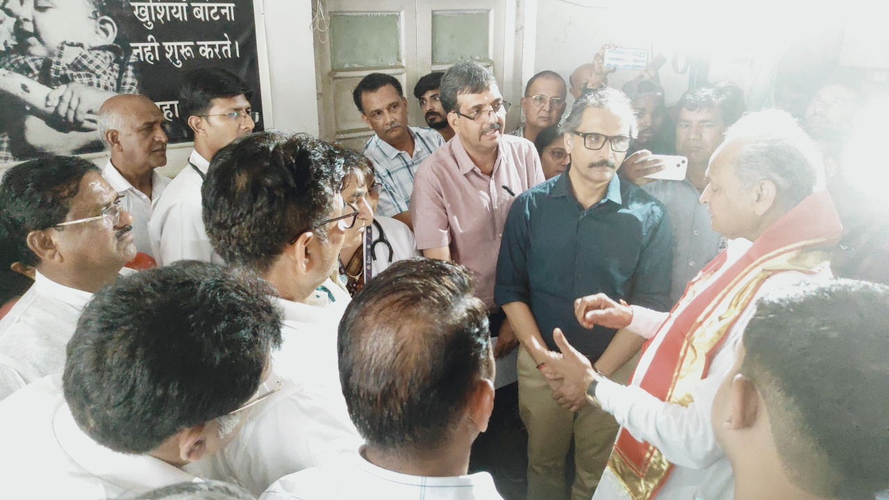 Video…मुख्यमंत्री ने जनाना अस्पताल का निरीक्षण के दौरान जताई नाराजगी