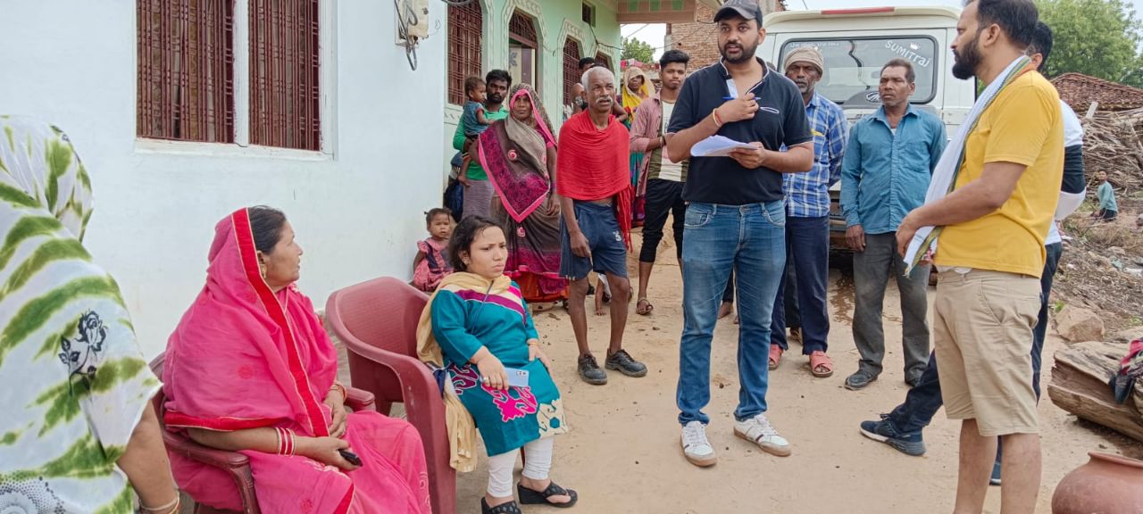 sidhi: नवागत सीएओ ने संभाला पदभार, शहर भ्रमण कर लिया व्यवस्थाओं का जायजा