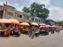 बाजार बैठकी के नाम पर सामान्य दिन में 10 और हाट बाजार में 20 रु. की वसूली - image