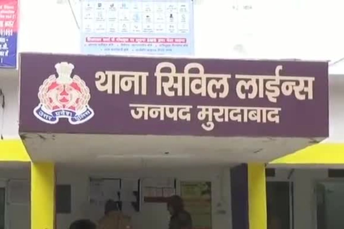 Crime News: पत्नी को बेहोश कर बनाए अप्राकृतिक संबंध, दर्द से कराहती हुई पहुंची
थाने