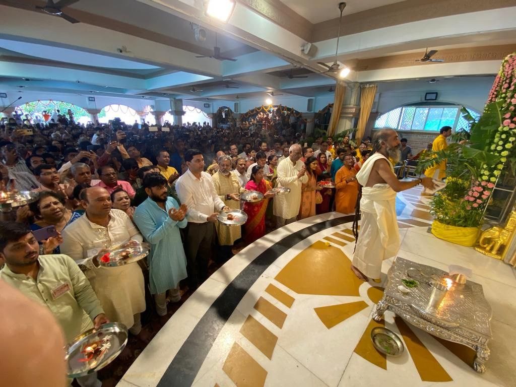 video… जमालपुर: जगन्नाथ मंदिर में नेत्रोत्सव विधि, बड़ी संख्या में उमड़े
श्रद्धालु