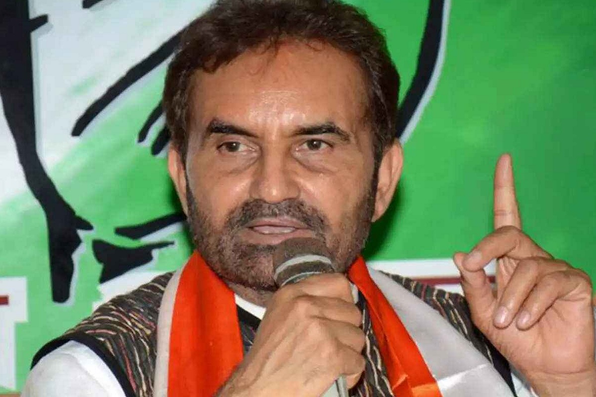 Video : गुजरात में कांग्रेस छोड़कर क्यों गए थे लोग, राज हुआ पर्दाफाश