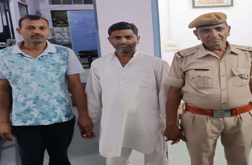 अवैध विस्फोटक सामग्री बरामद, एक आरोपी को किया गिरफ्तार