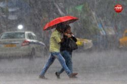Weather alert: यूपी में झमाझम बारिश के साथ गरजा बादल, इन जिलों में 2 घंटों होगी
मूसलाधार बारिश - image
