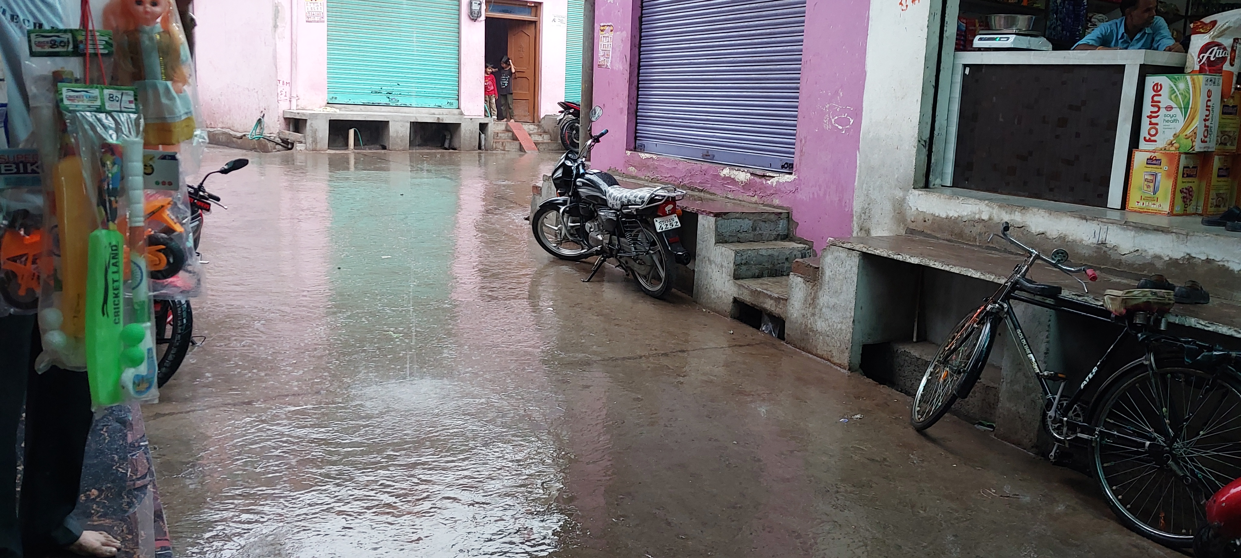 bifarjoy storm : झालावाड़ शहर में सुबह रिमझिम, भवानीमंडी में 17 मिमी बरसात
