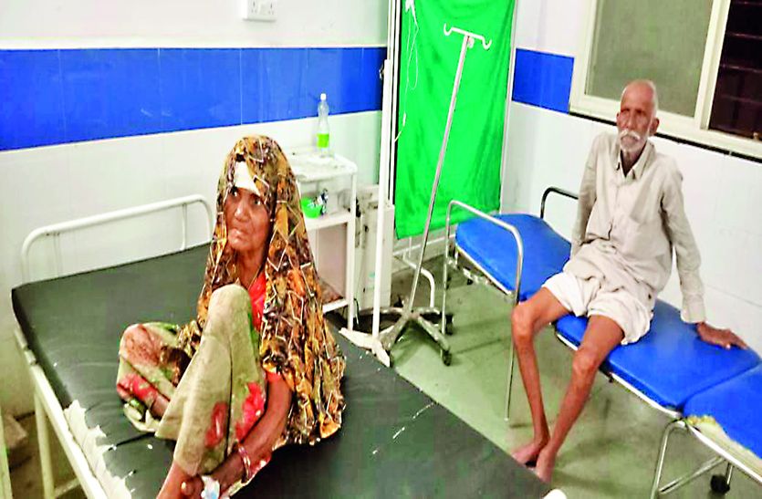 घर के हिस्से की बात को लेकर पुत्र ने किया माता-पिता पर हमला, लकवाग्रस्त मां हुई
गंभीर घायल
