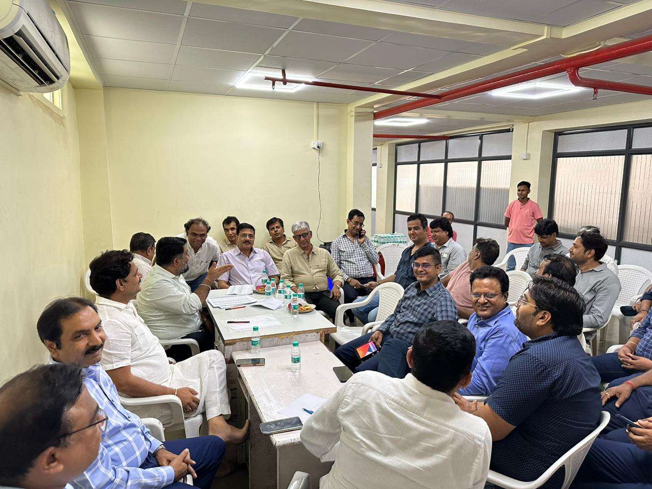 SURAT FOSTTA ELECTION: नाम वापसी के अंतिम दिन एकता पैनल खंडित !
