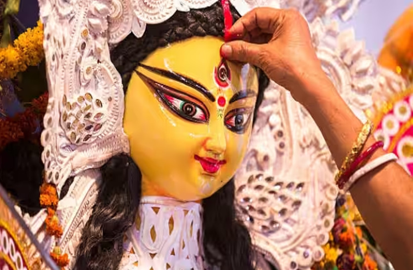 गुप्त नवरात्र आज से शुरू, देवी के मंदिरों में जली अखंड ज्योत