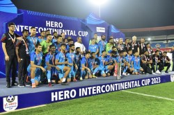 भारतीय फुटबॉल टीम की दरियादिली, खिताब जीतकर 20 फीसदी इनामी राशि ट्रेन दुर्घटना
पीडि़तों को दान दी - image