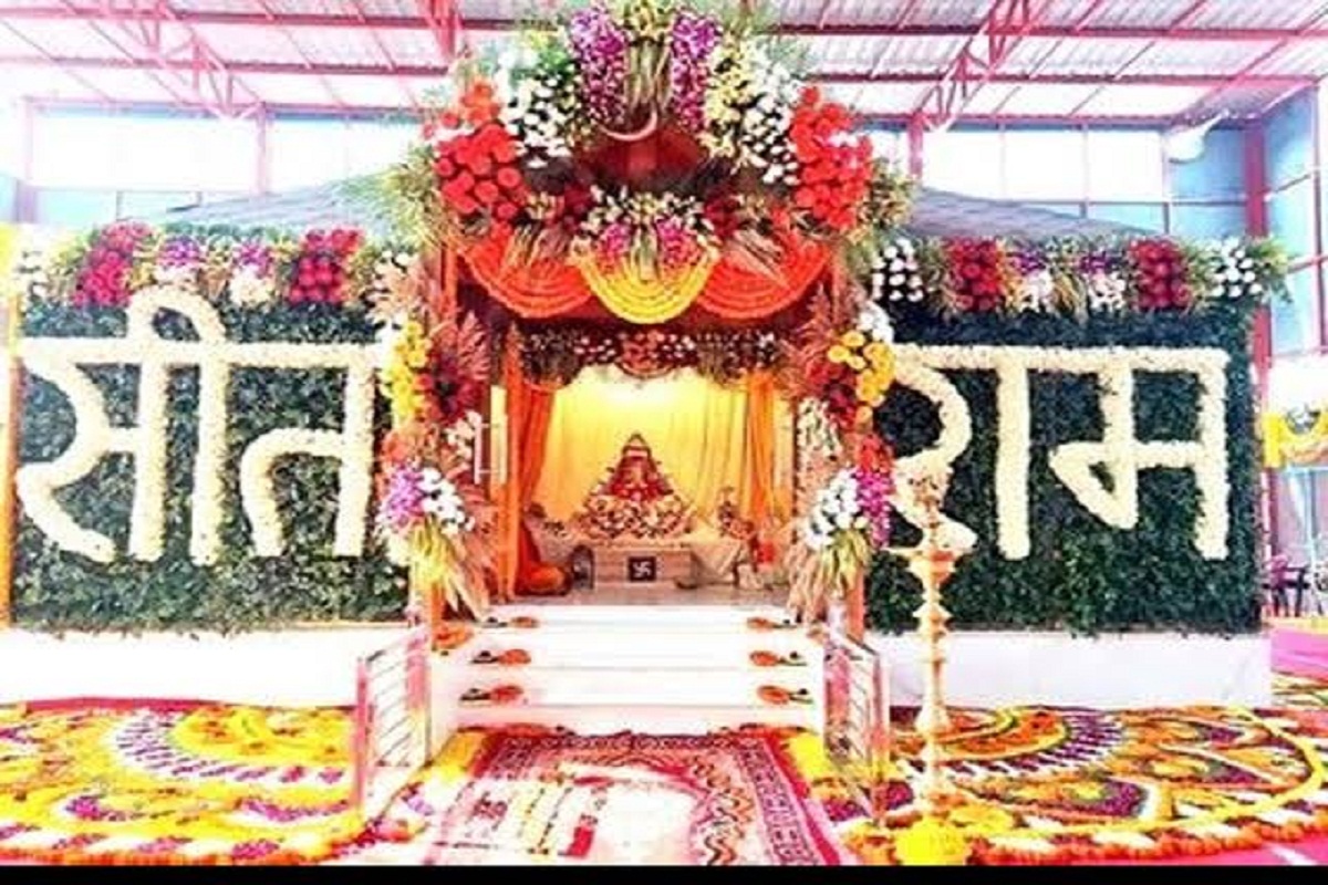 पहली बार देखे तस्वीर : राम मंदिर में रामलला के संग और कौन है विराजमान
