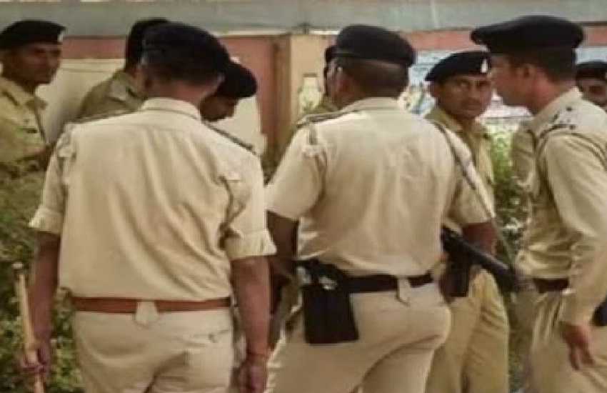 गोद लिए बेटे ने ली मां की जान, फिर लाश के साथ किया ये काम, ऐसे खुली पोल