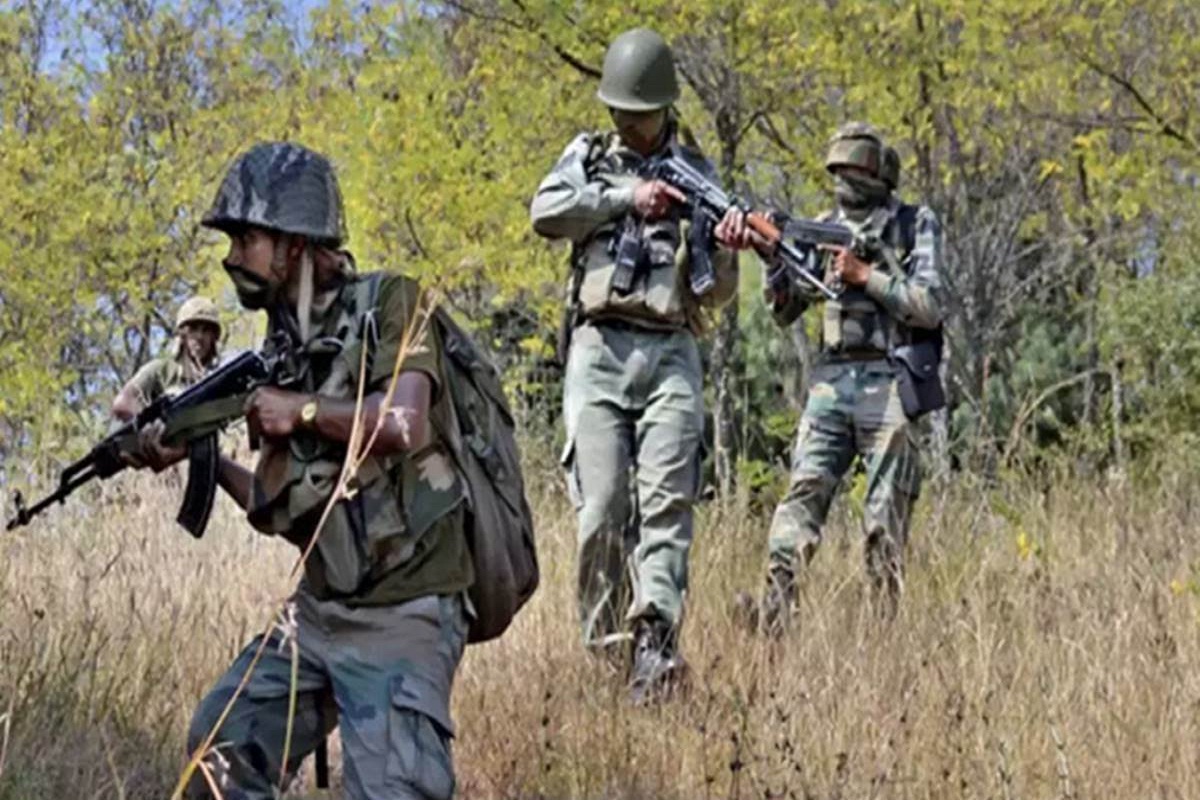 CG Naxal Encounter: कांकेर में पुलिस-नक्सली मुठभेड़, 29 से अधिक माओवादी मारे गए - image