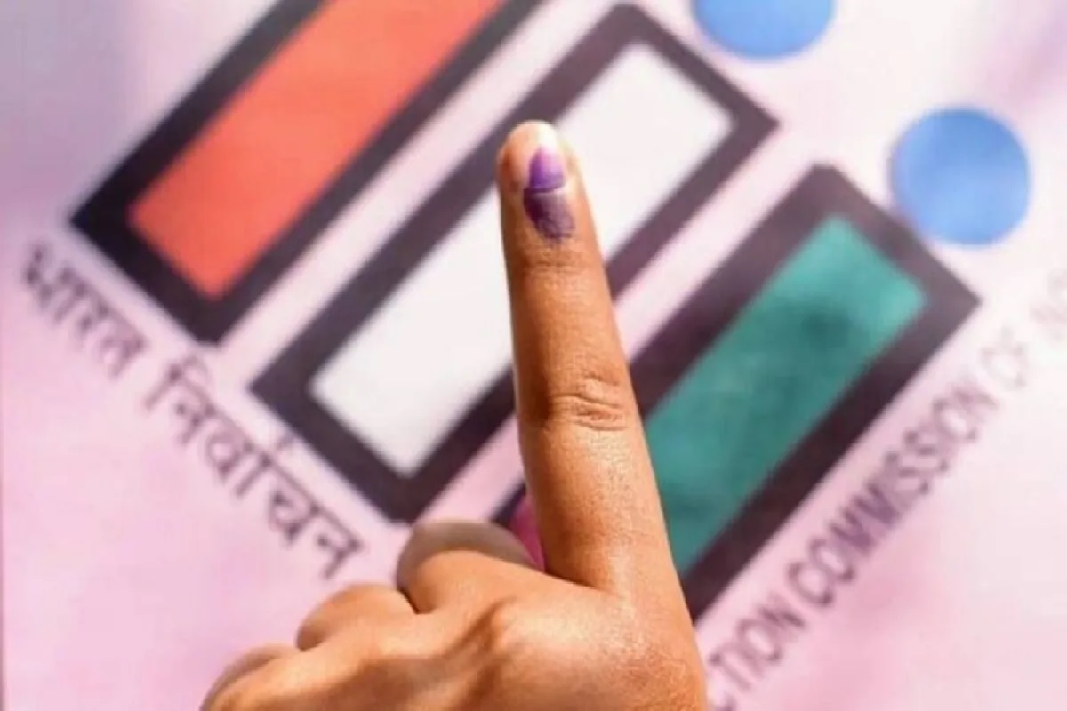 लोकसभा चुनाव को लेकर बड़ी खबर, आज शाम थम जाएगा दूसरे चरण का प्रचार, फिर इन बातों
का रखना होगा ध्यान, अन्यथा होगी परेशानी.. - image