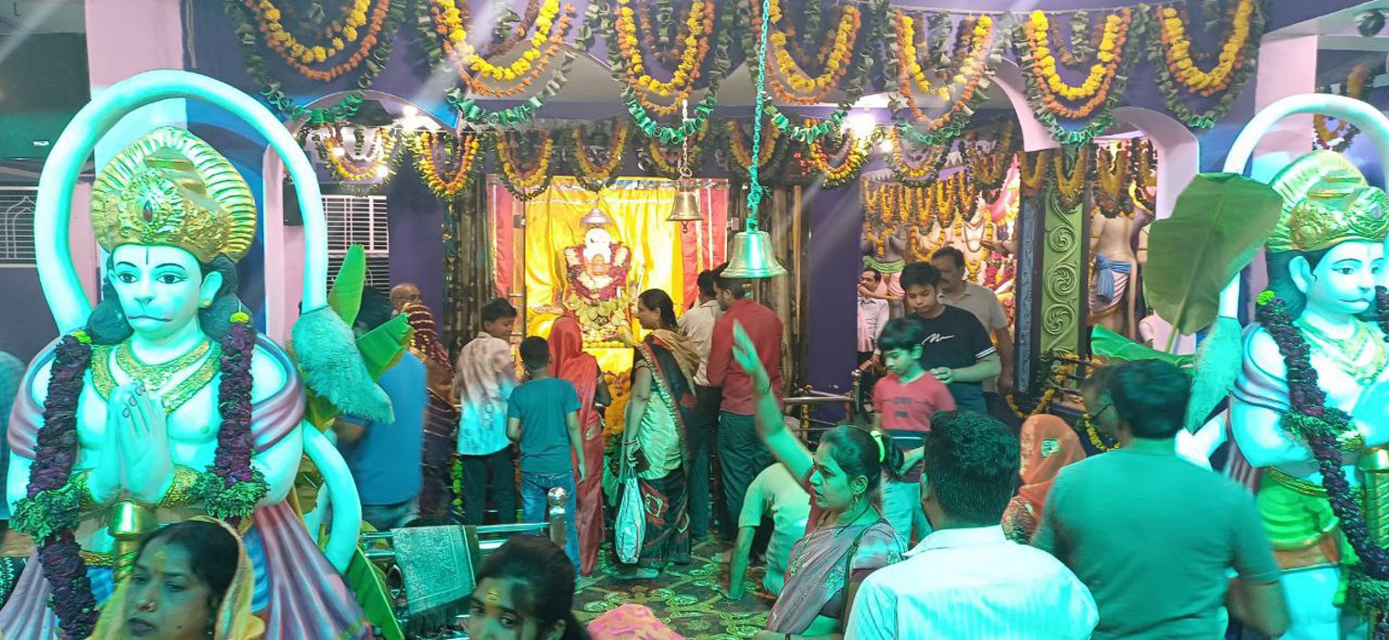 इटारसी में हनुमान जयंती की धूम : नगर के मंदिरों में हुआ विशेष हवन पूजन, दिन भर
जगह-जगह हुआ भंडारा - image