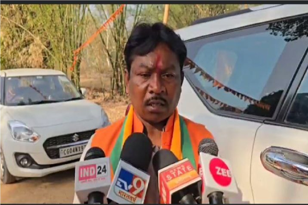Bastar Lok Sabha Elections 2024: मतदान करने से पहले भाजपा प्रत्याशी का बड़ा बयान,
बोले – बस्तर के लोगों पर मुझे पूरा भरोसा - image