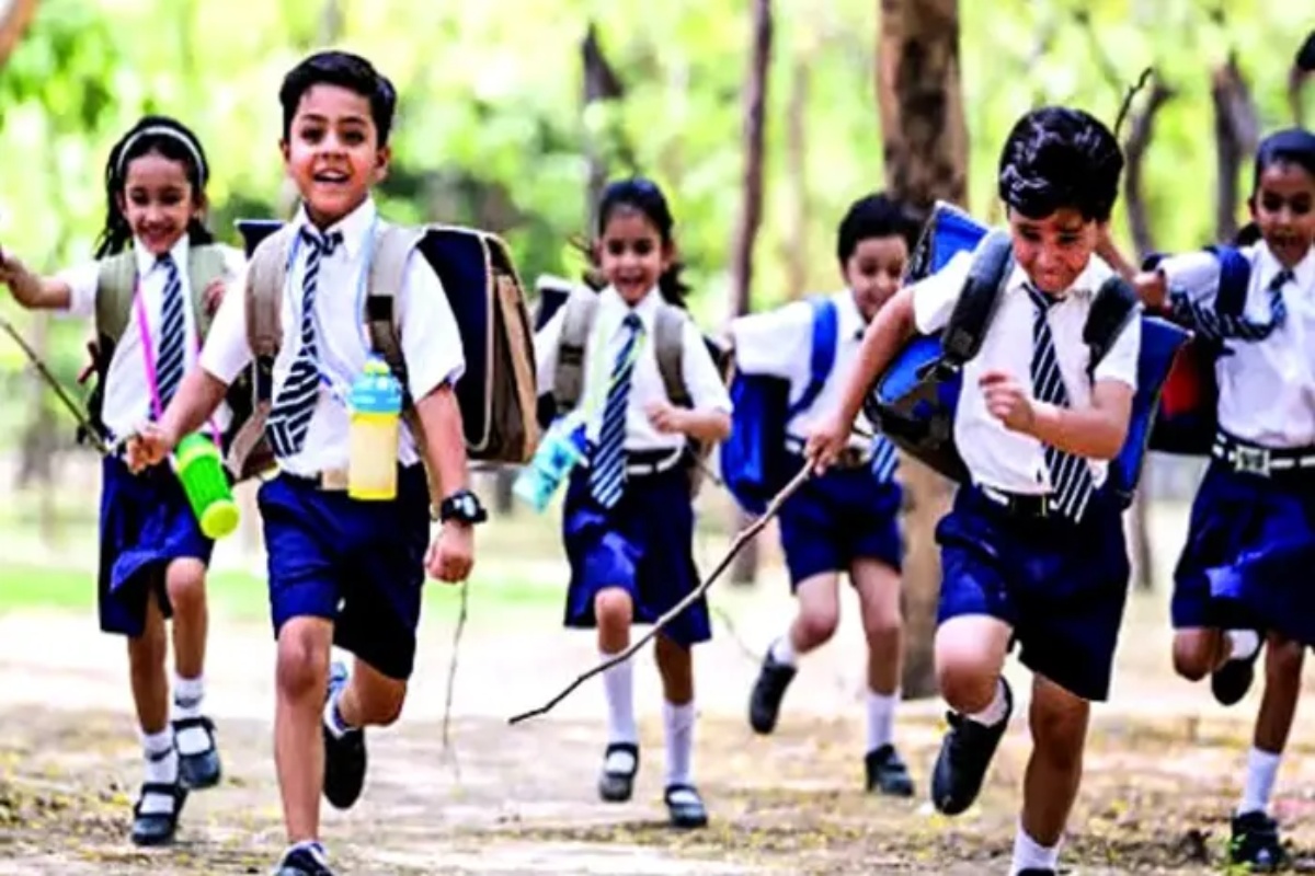 पेरेंट्स ध्यान दें… टिफिन में भूलकर भी ना रखें ऐसा खाना, बच्चे पड़ सकते बीमार